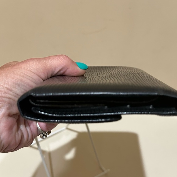 Louis Vuitton Epi Port Tresnor Black Long Wallet - Picture 4 of 14